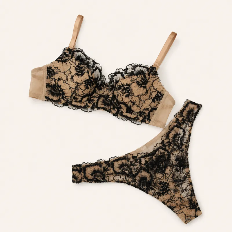 Conjunto Encaje Floral